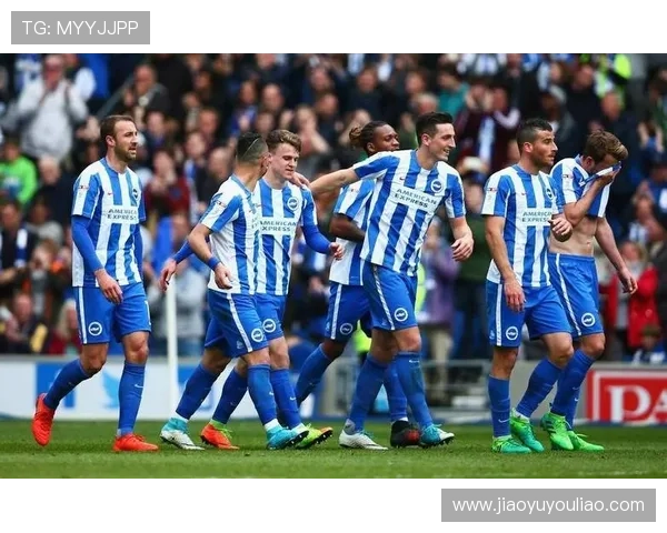 水晶宫俱乐部宣布签约新援 迎接赛季新挑战 幸福时刻再度来临
