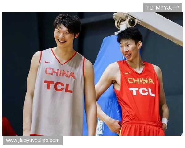 中国男篮大胜菲律宾晋级亚洲杯四强,王哲林和周琦表现亮眼 中国男篮大胜菲律宾晋级亚洲杯四强,王哲林和周琦表现亮眼