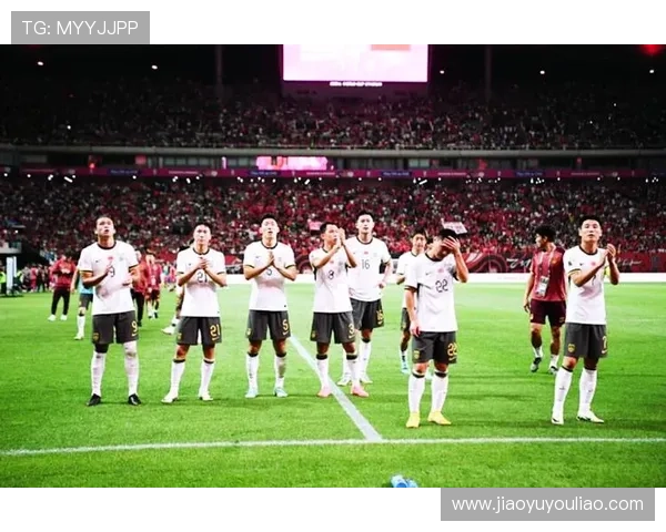 国足新帅亮相备战世预赛核心球员集结冲击关键胜利主场迎战强敌信心提升